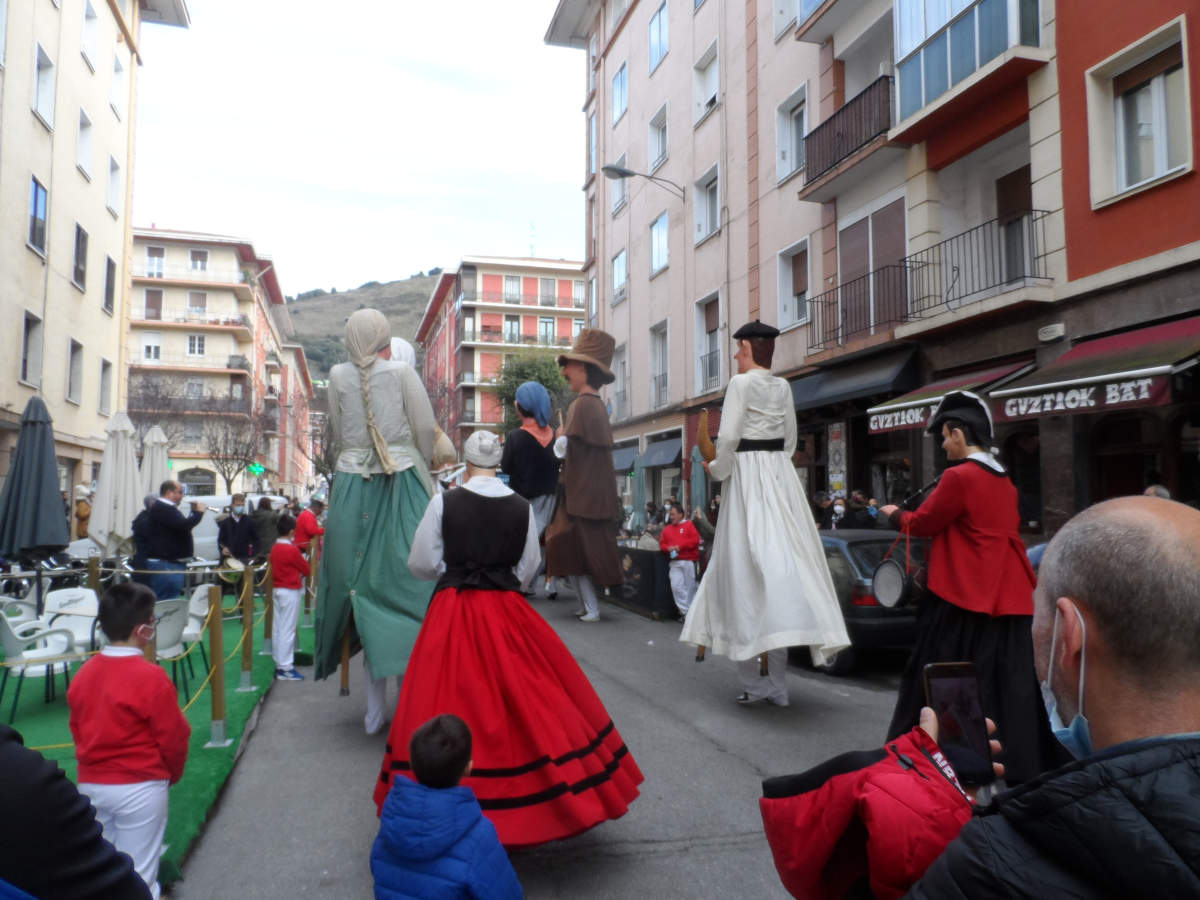 SAN INAZIO  Dantza Plazetan