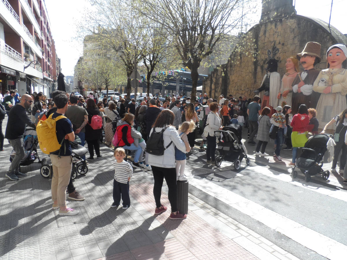 DEUSTUA  Herriko Jaiak