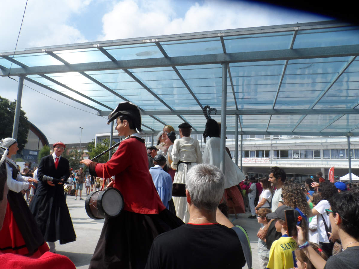 MUNGIA  Euskal Eskola Publikoaren Jaia