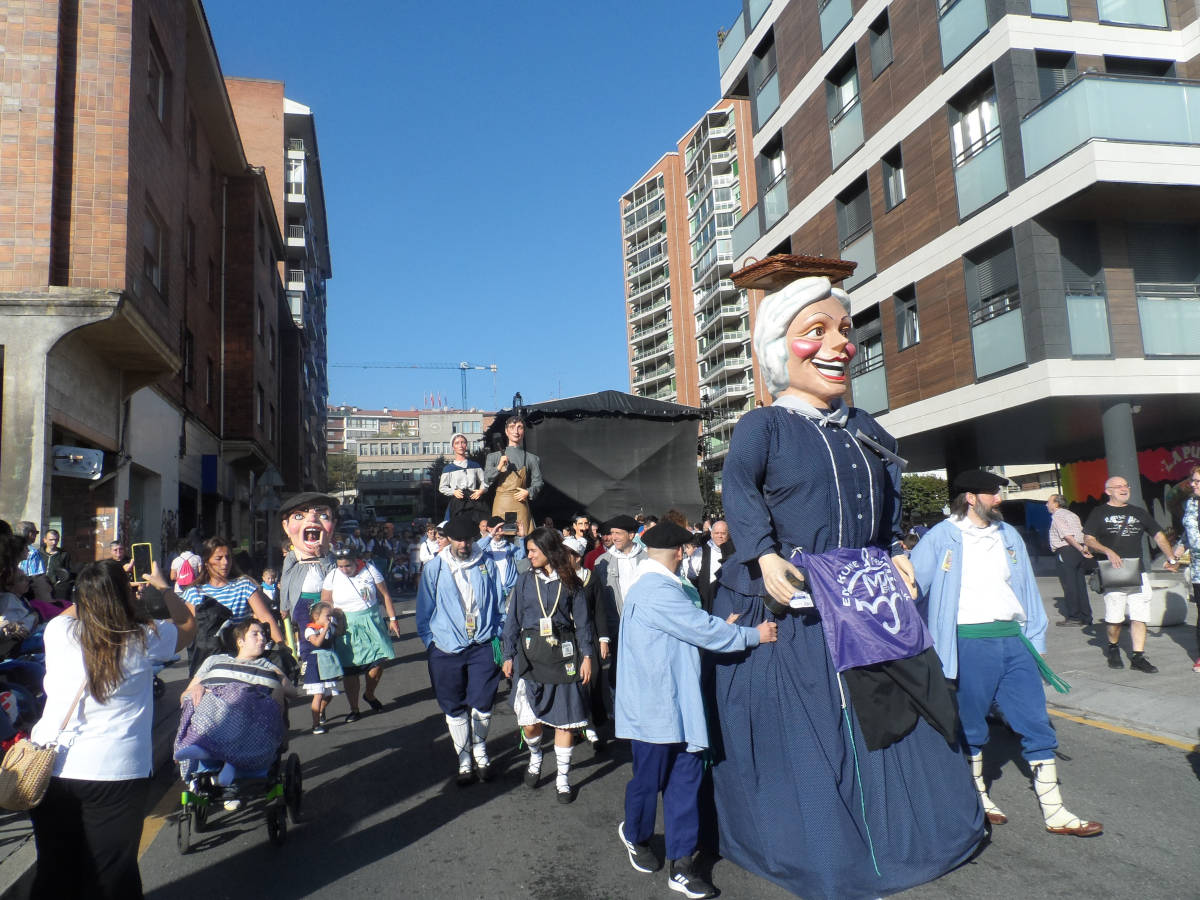 BASAURIko erraldoiekin