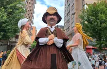 Galdakaoko jaietan Erraldoiak dantzan